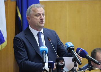 Dukić: “Presuda Visokog upravnog suda potvrdila je sve ono o čemu govorim već sedam mjeseci. Mislim da od proračuna opet neće biti ništa!”