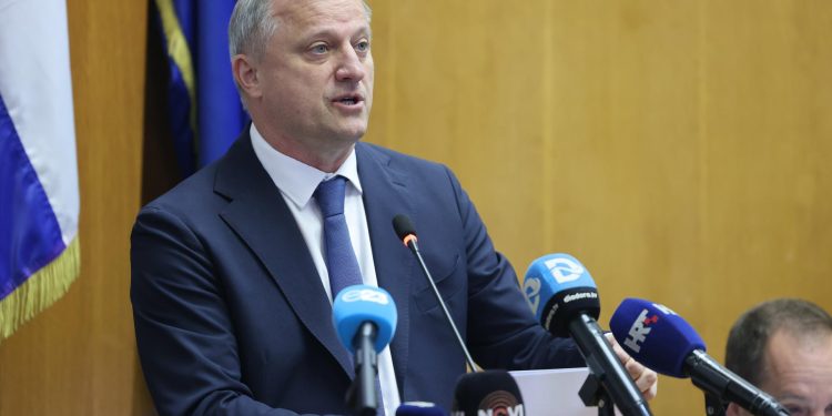 Dukić: “Presuda Visokog upravnog suda potvrdila je sve ono o čemu govorim već sedam mjeseci. Mislim da od proračuna opet neće biti ništa!”