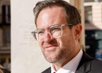 Slobodna Dalmacija – Lokalni političari zatražili pomoć od Splićana pa ih izvrijeđali: ‘Hajde pomozi, to ti je jedna piva manje u birtiji…’