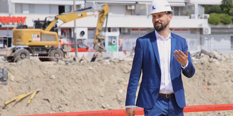 Slobodna Dalmacija – Splitski dogradonačelnik objavio vijest koja će obradovati vlasnike pasa: ‘Nekima je to smetalo, ali sada je i službeno’