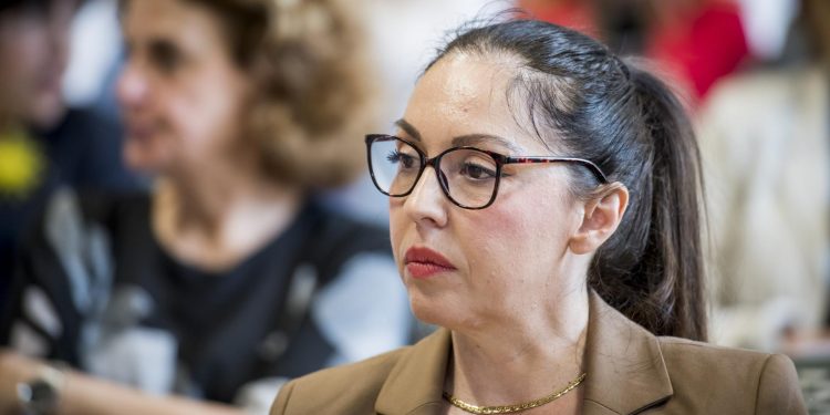 Iris Ukić Kotarac na sastanku Vlade i turističkog sektora: ‘Potrebno je povećati broj inspektora zbog nezakonite gradnje’