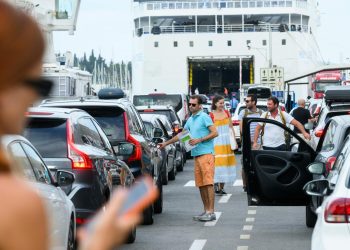 Slobodna Dalmacija – Možete još kući kupiti karte i rezervirati mjesto na željenom trajektu! Iz Jadrolinije pojašnjavaju uvjete