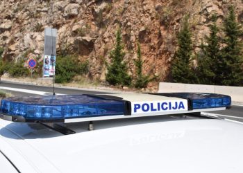 Teška prometna nesreća u Vrani: s preko dva promila alkohola u krvi udario u betonski stup pa završio u bolnici!