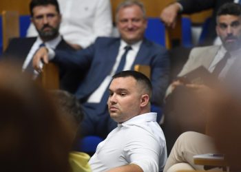 Rezultati očevida na izgorjelom vozilu Natura Jadere: vijećnik Mate Lukić skrivio nesreću bez vozačke dozvole, uzeti su mu uzorci krvi i urina!