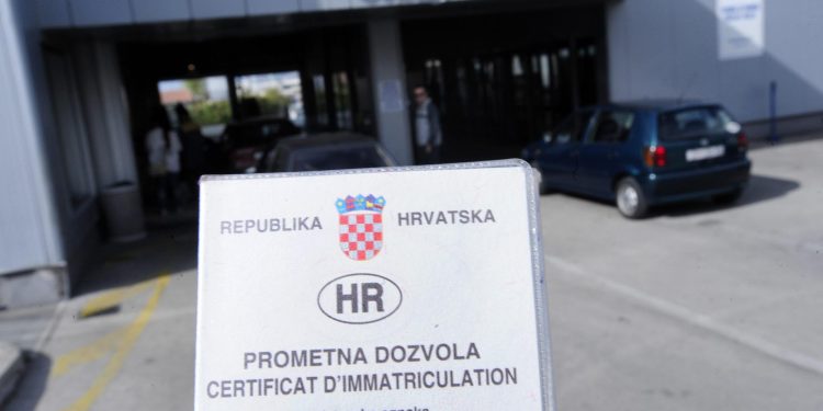 Slobodna Dalmacija – Splićaninu nisu dali registrirati auto jer da je