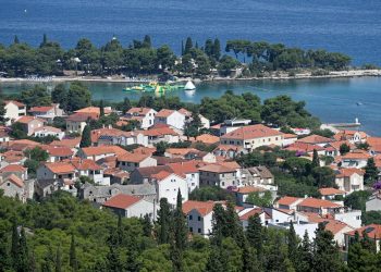 Slobodna Dalmacija – Samo je osam gradova u Hrvatskoj s rastom stanovništva. Supetar je jedan od njih!