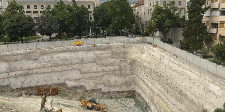 Slobodna Dalmacija – Bivši vlasnici zemljišta na kojem se gradi kontroverzni objekt u Splitu traže zabranu radova: ‘Niz je čudnih stvari…’