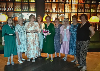 Slobodna Dalmacija – Maturantice Zdravstvene škole u Splitu proslavile 60. godišnjicu mature, pridružila im se i jedna profesorica