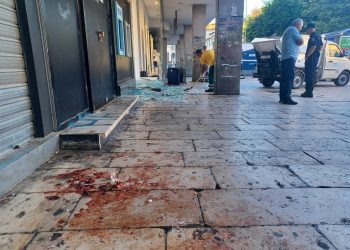 Slobodna Dalmacija – VIDEO Splićani ispred kluba Central komentiraju dramu u kojoj je ozlijeđeno preko 20 mladih: ‘U sekundi pođe po zlu’