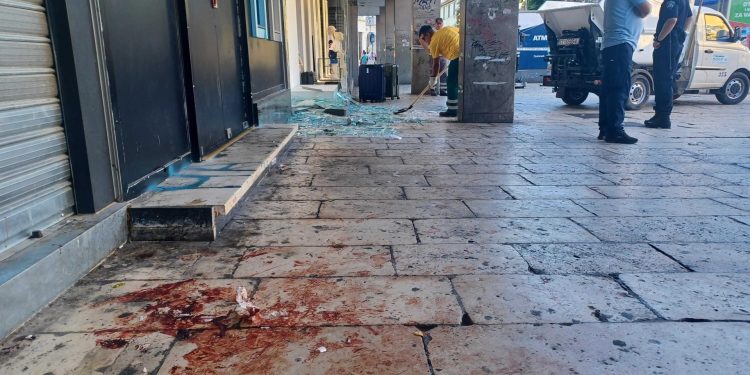 Slobodna Dalmacija – VIDEO Splićani ispred kluba Central komentiraju dramu u kojoj je ozlijeđeno preko 20 mladih: ‘U sekundi pođe po zlu’