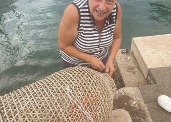 Slobodna Dalmacija – Ane Mljećka o mljetskim ‘pletenim zvonima’: ‘Za dobru vršu treba 400 prutova, a za uništit tradiciju samo par zakona’