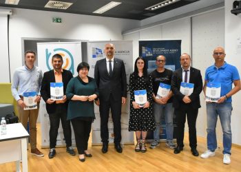 Župan Marko Jelić potpisao ugovore vrijedne više od 200 tisuća eura, sufinancirat će 16 projekata diljem županije