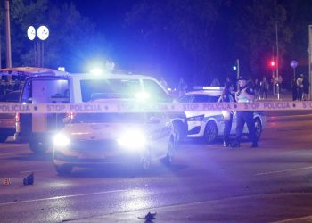 Prometna nesreća na izlazu iz Petrčana: sudar tri automobila, dva vozača prebačena u bolnicu! Cesta prema Zadru je zatvorena