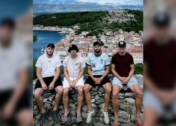 Nakon Vira, Joško Gvardiol još uvijek se odmara na zadarskom području! Pohvalio se fotkom s prijateljima, evo gdje se nalazi