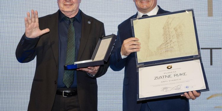 Anti Štrbiću Fulinu uručeno visoko priznanje Hrvatske obrtničke komore