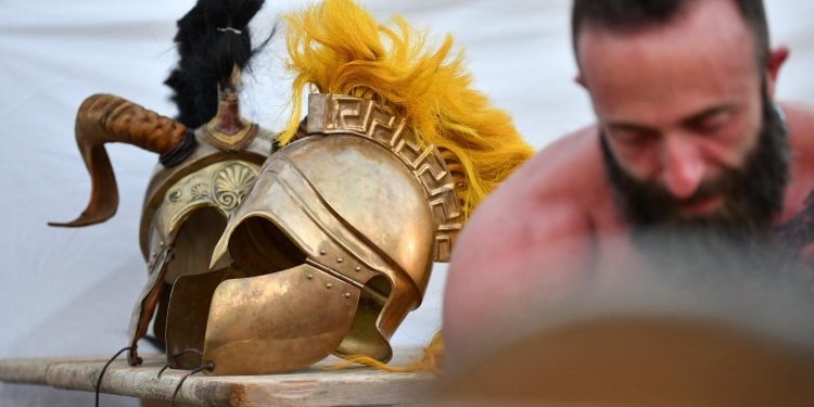 Slobodna Dalmacija – Počinje ‘Romantika u Saloni’: U amfiteatru gladijatori, na antičkom sajmu radionice, ‘Budi mali arheolog’, igre i bajke