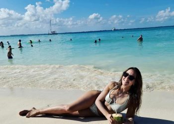 Slobodna Dalmacija – Atraktivna Beograđanka osvojila srca stanovnika Starog Grada: Neću biti skromna, moj izgled se komentira svakodnevno…