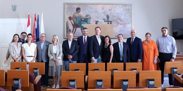 Bogatstvo suradnje i povezanosti gradova: Gradonačelnik Franković susreo se s predstavnicima gradova prijatelja