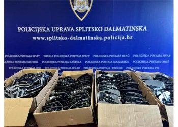 Slobodna Dalmacija – Kakvi ‘meštri’!? Poljaci pokrali dijelove brojnih luksuznih vozila iz poznatih splitskih autokuća, pogledajte im plijen