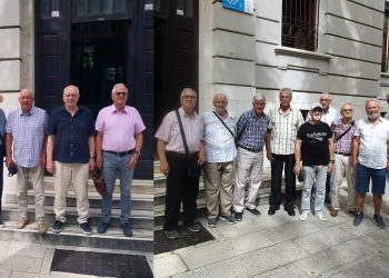 Slobodna Dalmacija – Splitski strojari na okupu i nakon šest desetljeća; pogledajte tko je sve došao, emocije je bilo teško sakriti…