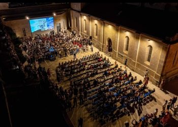 Slobodna Dalmacija – Korčula je najglazbeniji otok Mediterana, otočani se s glazbom rađaju i umiru, evo kako je bilo na susretu 200 izvođača