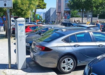 Slobodna Dalmacija – Dobro pogledajte fotografije snimljene u Splitu kod automata za naplatu parkinga. Ovdje bar dvije stvari nisu normalne