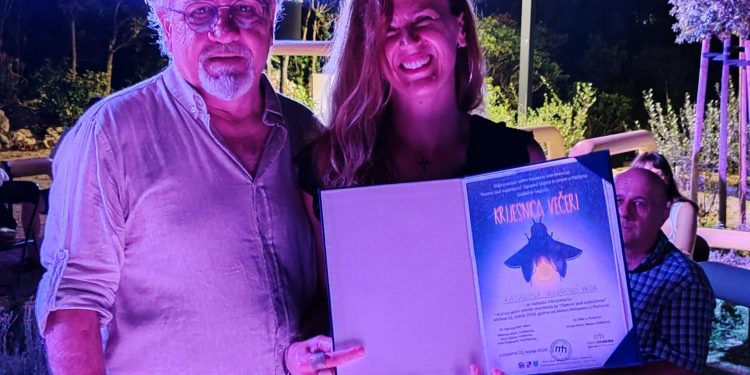 Na Malom Milosavcu održana prva ovogodišnja večer poezije Pjesnici pod zvijezdama