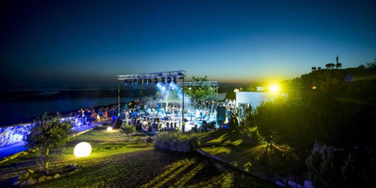 Sjajan koncert za kraj prve večeri posvećene velikom Šibenčaninu: donosimo dio fantastične atmosfere s Baronea