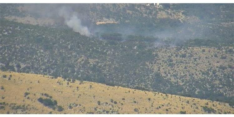 Slobodna Dalmacija – U okolici Trogira izbio je požar, gase ga vatrogasci iz Kaštela i Zagore, angažiran je i kanader