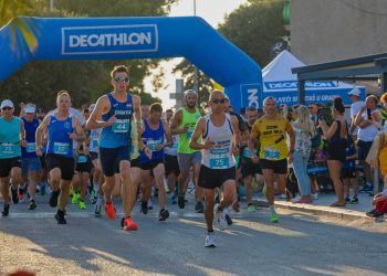 Održana je 17. atletska utrka Cvjetnom obalom koja se trči od Sv.Filipa i Jakova do Turnja i natrag na cilj na filipjansku rivu