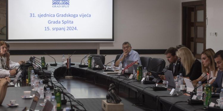 Slobodna Dalmacija – Važna splitska kulturna institucija ima novu ravnateljicu, ali nije prošlo bez opaske: Svi su znali da će biti izabrana