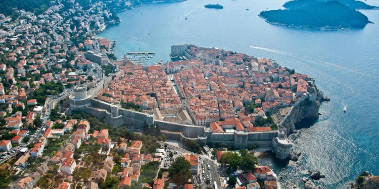 ‘Prebrali’ smo oglasnike: cijena četvornog metra u povijesnoj cjelini Dubrovnika probila je ‘stratosferu’! Evo koliko se traži za jedan jedini kvadrat