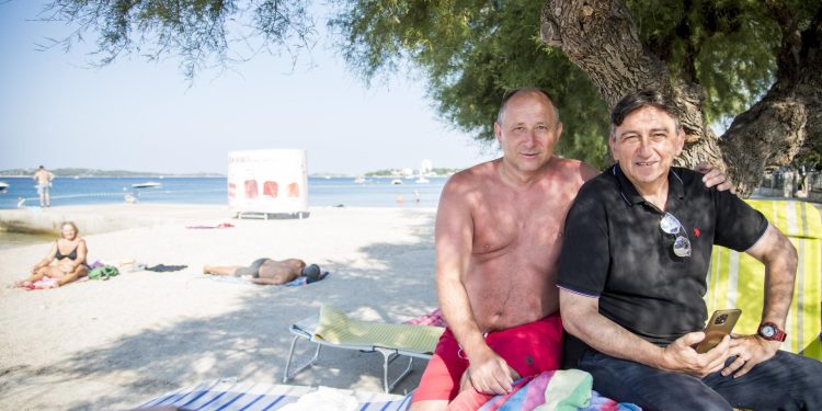 Damir Alispahić živi u Danskoj i razbio nam je sve mitove koje slušamo o golf terenima. Na kojima on kosi travu već 30 godina…