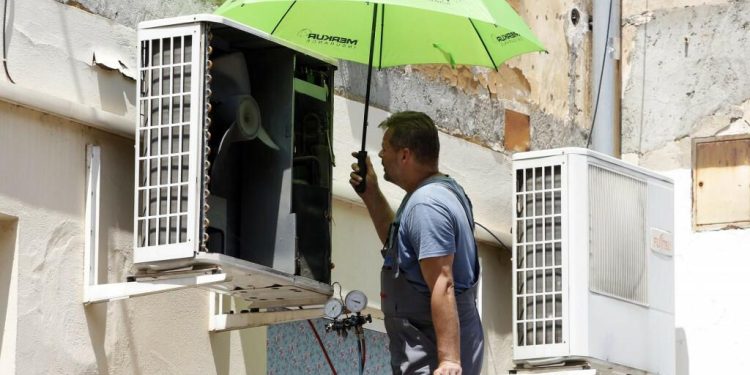 Znate li da se klima-uređaj može i zapaliti? Serviser upozorio na fatalnu grešku, mnogi je rade