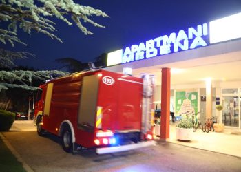 Slobodna Dalmacija – Javili se iz Apartmana Medena, sumnjaju u podmetanje požara: ‘Došao je do ruba kompleksa, u zadnji čas je obranjen…’