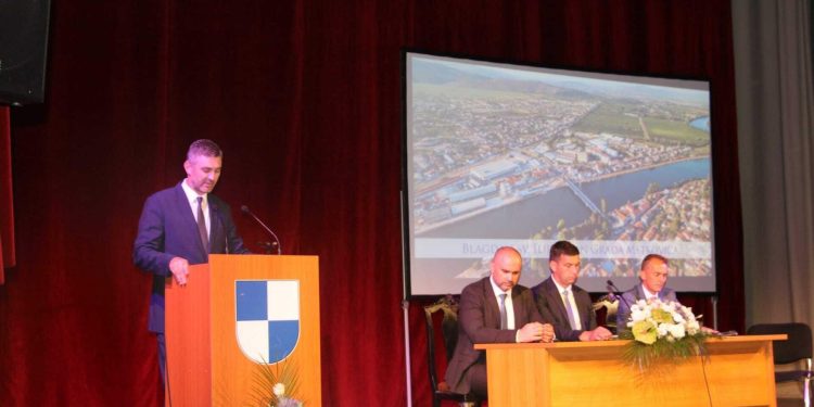 Franković na proslavi dana Grada Metkovića: ‘Uredili ste Centar za djecu s teškoćama u razvoju, čuvate i promovirate bogato kulturno-povijesno naslijeđe, razvijate turizam….’