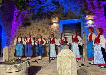 U Benkovcu održan 16. Etno festival na kojem je sudjelovalo 11 KUD-ova, evo tko su dobitnici…