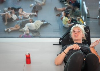 Slobodna Dalmacija – Polako se normalizira situacija na splitskom aerodromu, no trećina letova je još uvijek na čekanju: ‘Do kraja dana…’