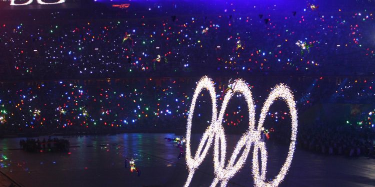 Prognoza je bila ista, u Parizu je sad pljuštalo, a iznad Ptičjeg gnijezda 2008. je bilo onako kako su Kinezi rekli da će biti!