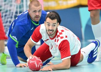 Opet smo pogodili sa zvukom sirene, sad Zvonimir Srna, ali ovaj put ne za pobjedu