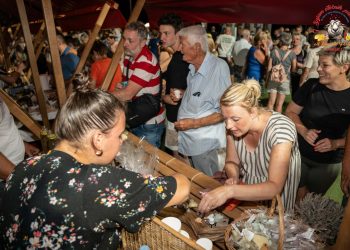 Uspješno održan 7. Sajam otočnih proizvoda “Od Luna do Fortice”, okupio brojne lokalne proizvođače, posjetitelje i ljubitelje specijaliteta