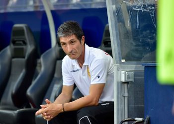 TALIJAN U TORSHAVNU Kažnjen jer je za vrijeme suspenzije davao upute klupi, pogriješio u procjeni Dinamovog stopera | NACIONAL.HR