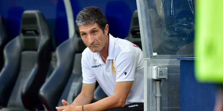 TALIJAN U TORSHAVNU Kažnjen jer je za vrijeme suspenzije davao upute klupi, pogriješio u procjeni Dinamovog stopera | NACIONAL.HR