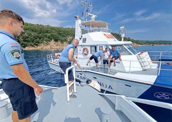 A on laganini: Velika potraga za Mađarom na moru, digli i vojsku