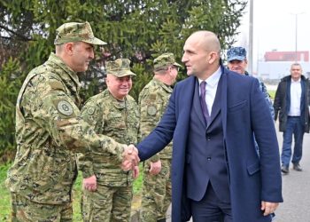 Anušić povećao naknade pripadnicima HV-a u protupožarnoj sezoni