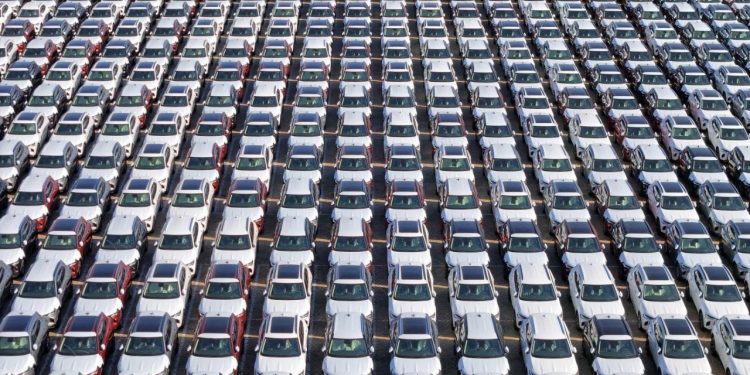 Auto Klub – Divovi od papira? 85 posto kineskih proizvođača auta će biti u velikim problemima