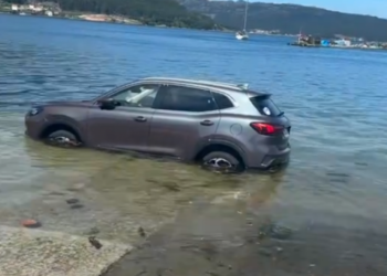 Auto Klub – Obitelj iz Španjolske parkirala auto i otišla na večeru, dočekao ih je nevjerojatan prizor