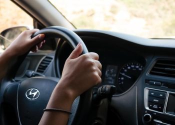 Auto Klub – Opekli ste prste na vrućem volanu u autu? Jednostavnom navikom vam se to više nikada neće dogoditi