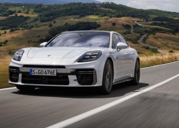 Auto Klub – Otkriveno kakva je to zvijer srušila rekord na Nürburgringu. Ovo je najsnažnija Panamera ikada