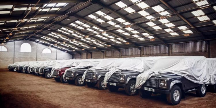 Auto Klub – Prije devet godina kupio 200 originalnih Land Rovera Defendera na kraju proizvodnje. Sada ima milijune